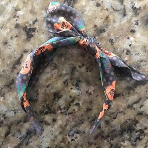 NWOT Ears Full of Sugar Boo To You Bow Headband